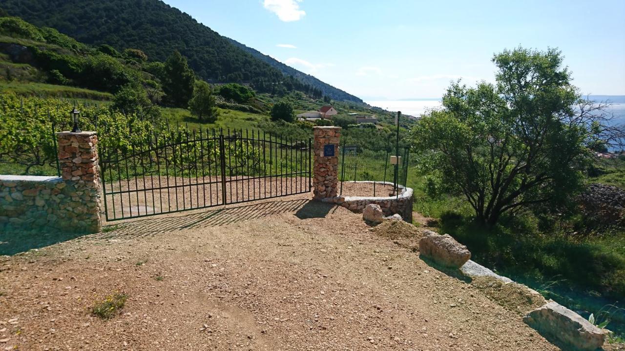 Holiday Home Vineyard House Bol Exterior foto